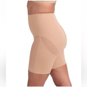 🎸Honeylove🎸🔥NWT🔥Superpower Mid-Waist Short in Sand— S